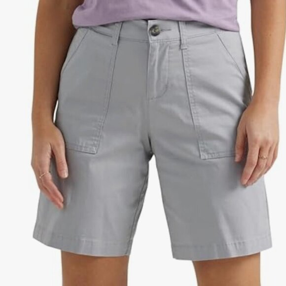 NWT Lee womens Ultra Lux Comfort With Flex-to-go Utility Bermuda Short, gray - Picture 1 of 7